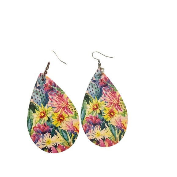 Vegan Leather Colorful Tropical Print Drop Style Earrings - Picture 3 of 5